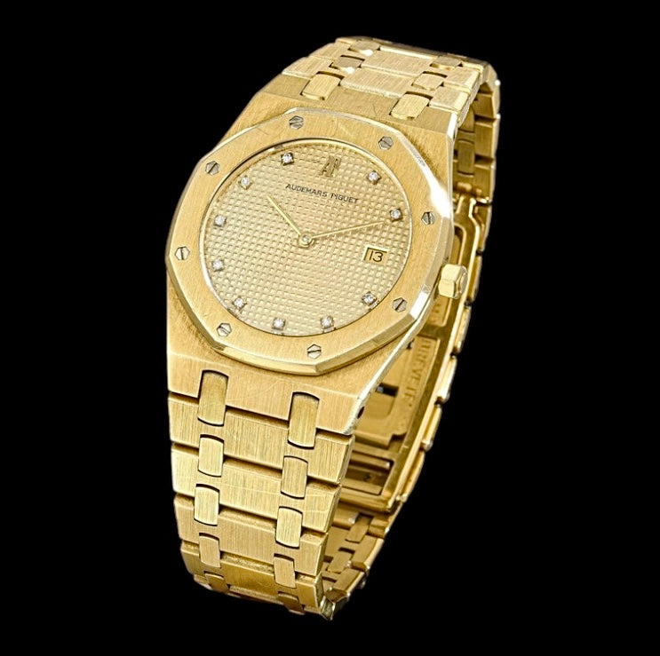 Reloj Estilo Audemars Piguet Dorado